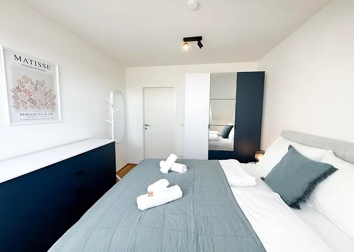 Modern & Spacious 2br With Balcony