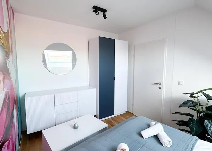 Modern & Spacious 2br With Balcony * וינה